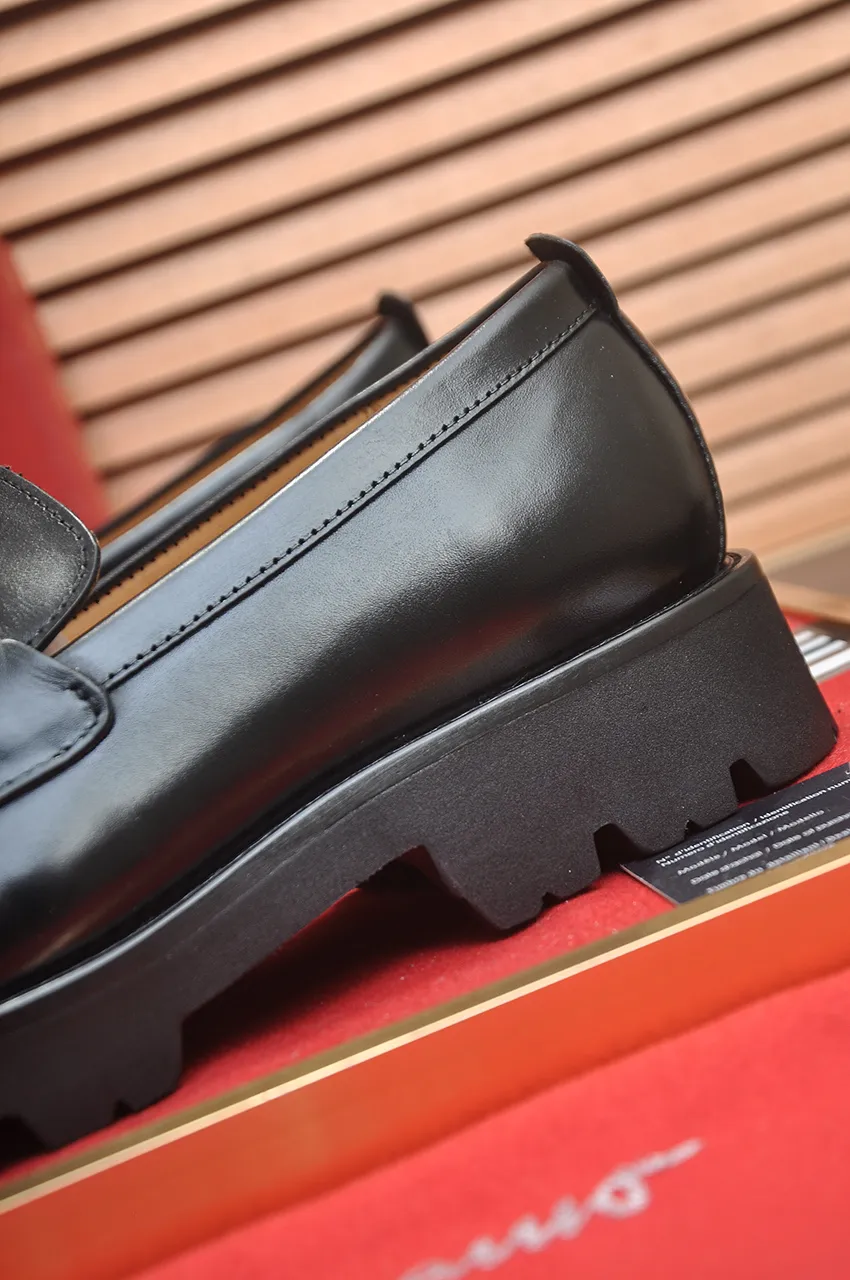 Men's shoes 💰500💶[Ferragamo/Ferragamo] The latest model in the counter. Original imported high-quality cowhide with open edges + imported 🐂 water-dyed cowhide lining + original luxury metal buckle + original combined outsole. Comparison without pressure 38--45 (45 is custom-made and cannot be returned or exchanged)